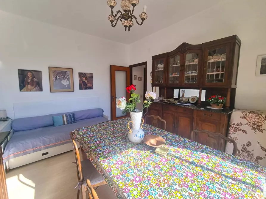 Immagine 5 di Appartamento in vendita  in Piazza Boine a Finale Ligure