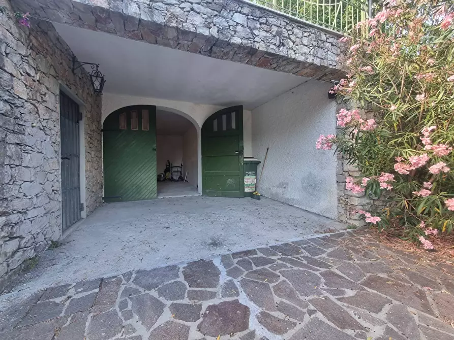 Immagine 31 di Appartamento in vendita  in Via per Olle 40 a Finale Ligure