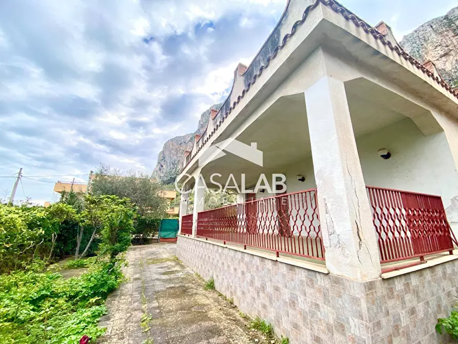 Immagine 4 di Villa in vendita  in via don luigi sturzo 197 a Carini