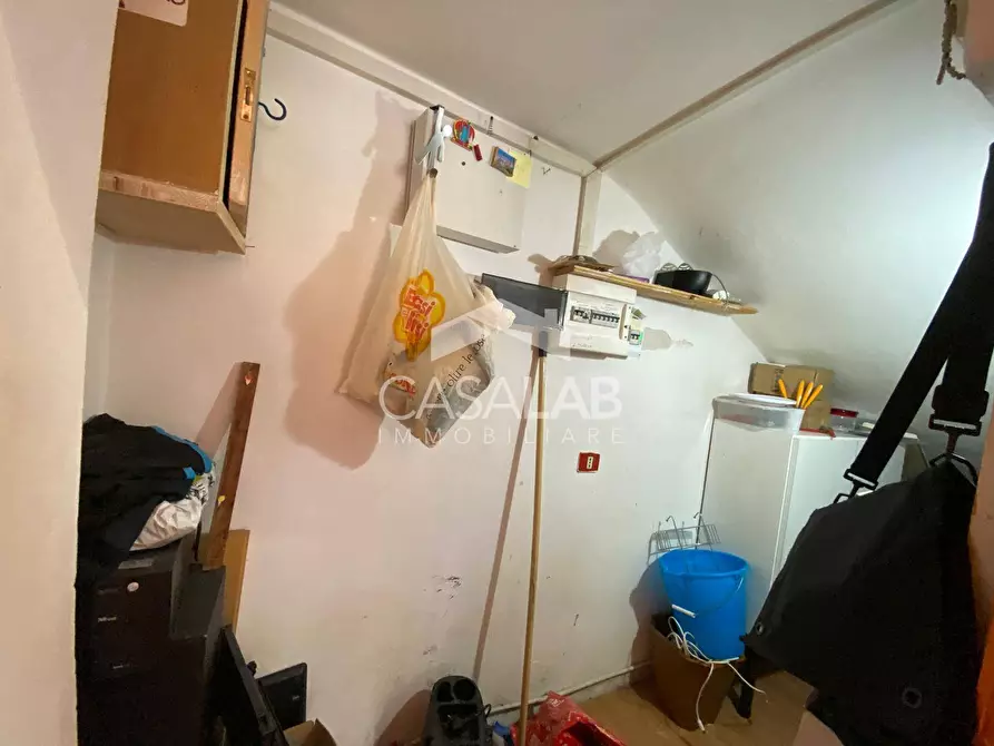 Immagine 8 di Locale commerciale in vendita  in Via Umbria 16 a Carini