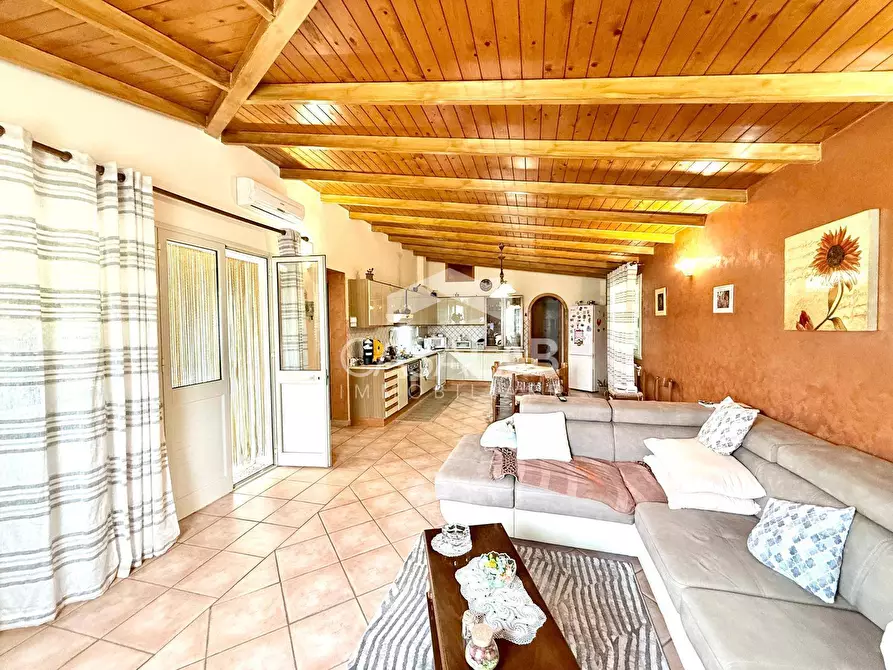 Immagine 3 di Villa in vendita  in Via Marmolada a Carini