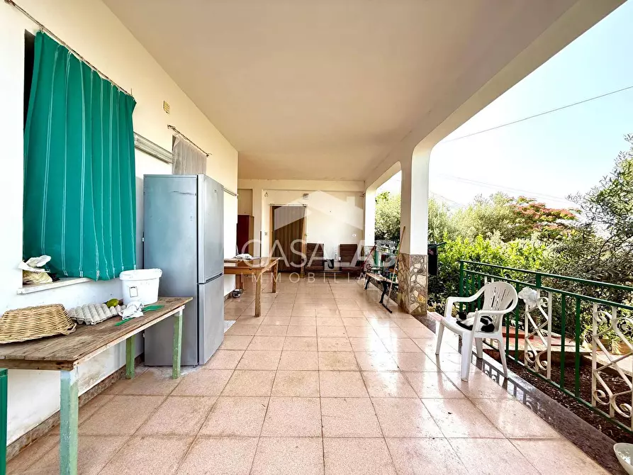 Immagine 2 di Villa in vendita  in Via Egitto 59 a Carini