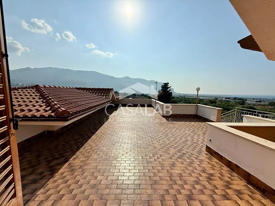 Immagine 27 di Villa in vendita  in Via Sotto Colubrino a Carini