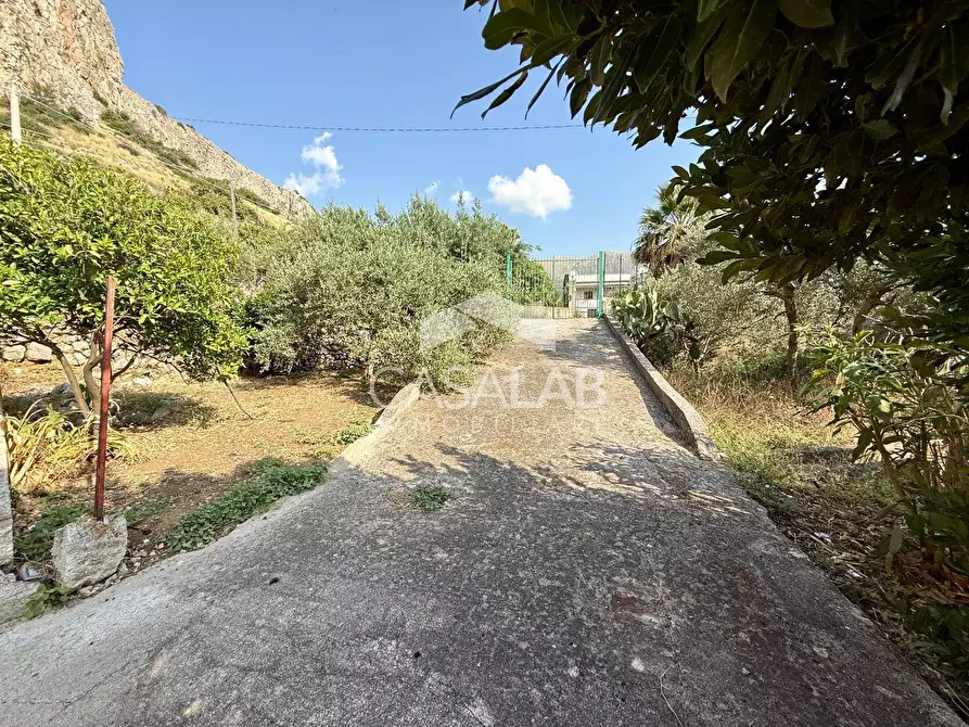 Immagine 38 di Villa in vendita  in Via Sotto Colubrino a Carini