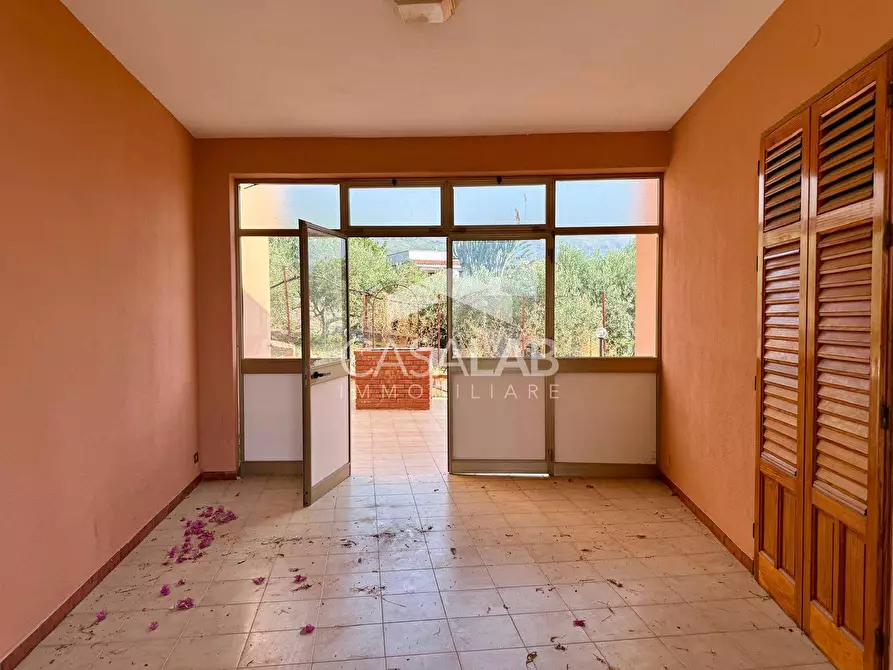 Immagine 21 di Villa in vendita  in Via Sotto Colubrino a Carini