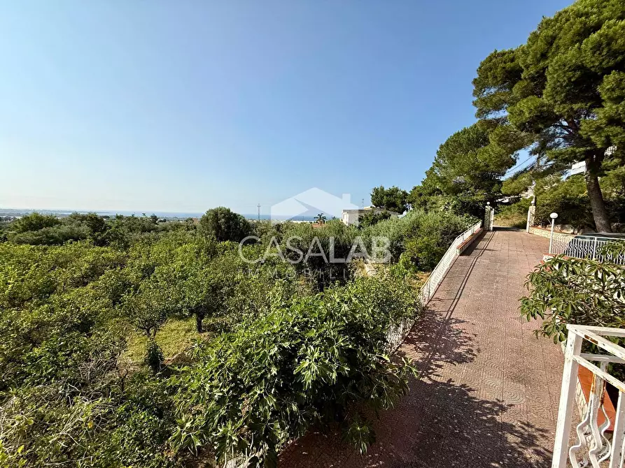 Immagine 34 di Villa in vendita  in Via Sotto Colubrino a Carini