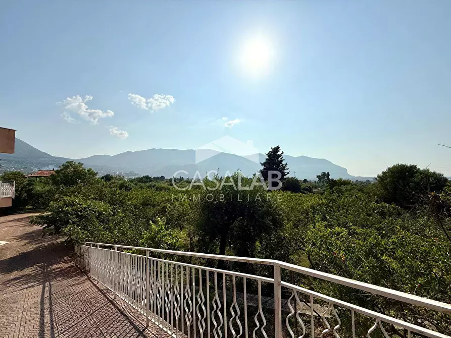 Immagine 35 di Villa in vendita  in Via Sotto Colubrino a Carini