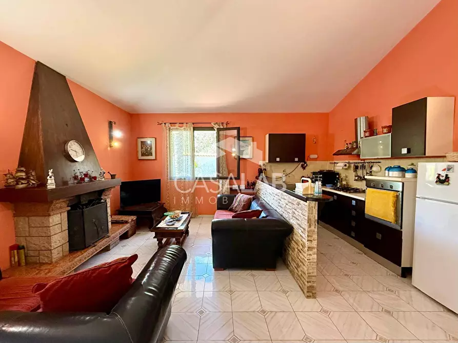 Immagine 5 di Villa in vendita  in Via Fondo Crocco 43 a Carini