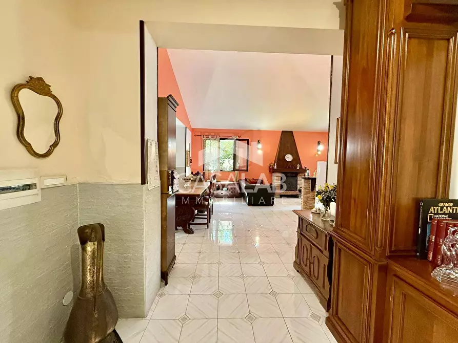 Immagine 7 di Villa in vendita  in Via Fondo Crocco 43 a Carini