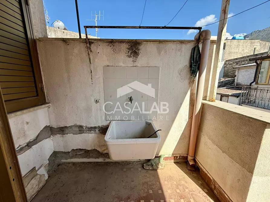 Immagine 16 di Appartamento in vendita  in Via Villa 43-45 a Carini