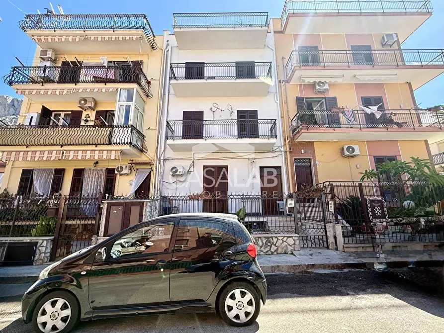 Immagine 1 di Appartamento in vendita  in Via Palermo 18 a Capaci
