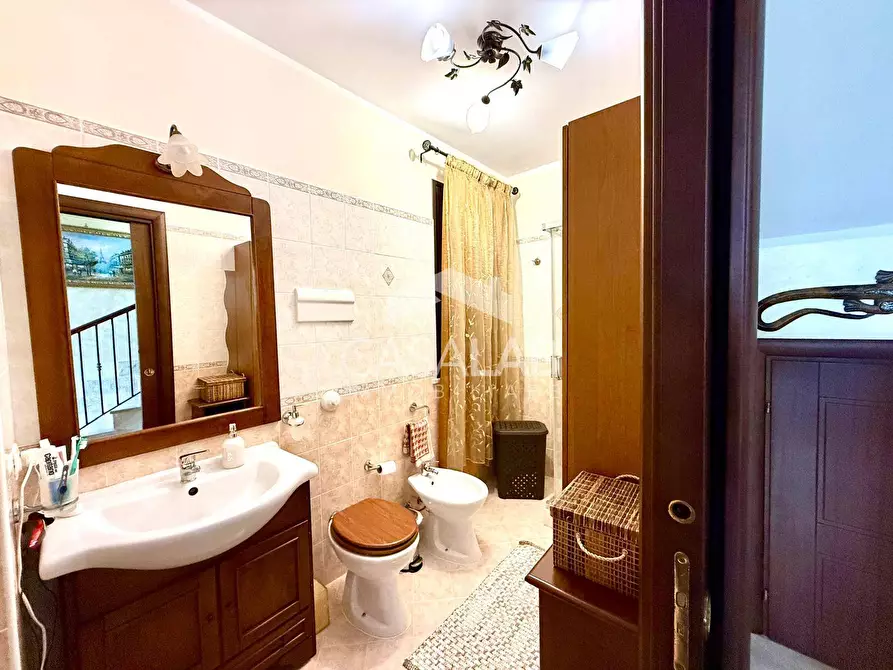 Immagine 13 di Villa in vendita  in Via Seppia 7 a Carini