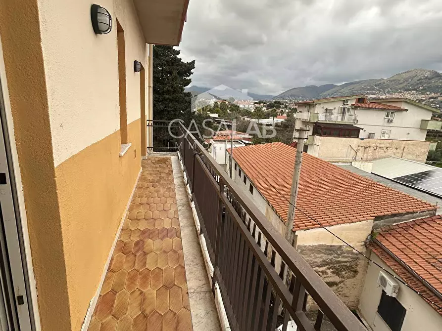 Immagine 15 di Appartamento in vendita  in via Saro Urzì 1 a Palermo