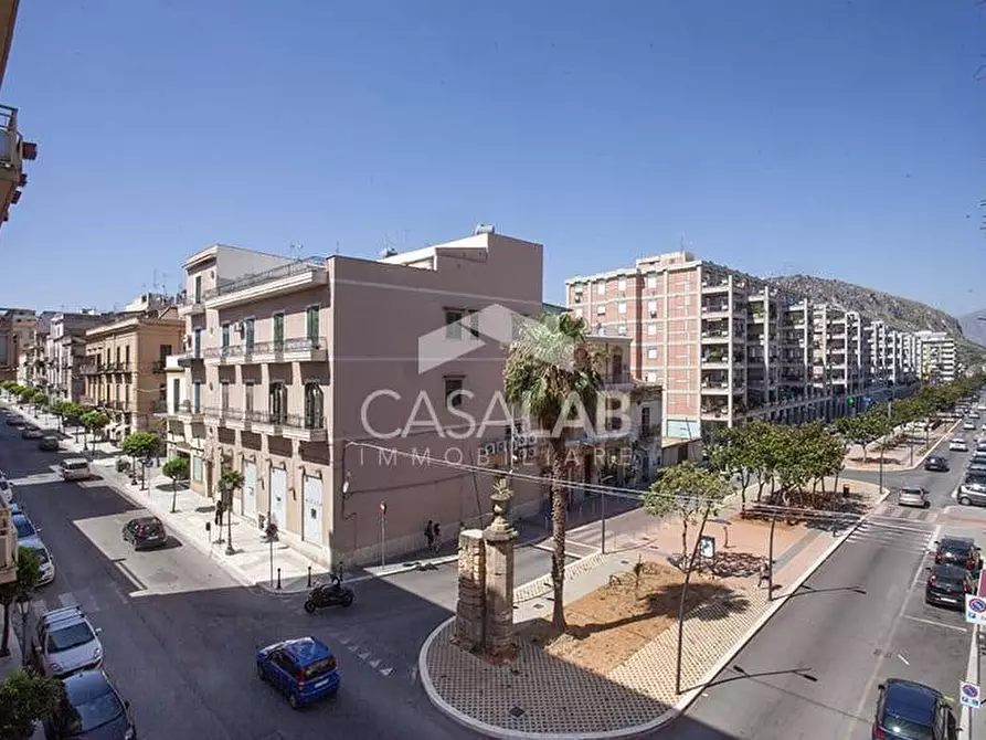 Immagine 2 di Appartamento in vendita  in via quattrociocchi 1 a Bagheria