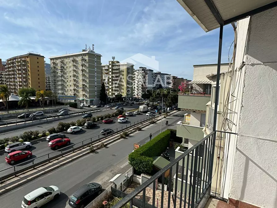 Immagine 1 di Appartamento in vendita  in Viale Regione Siciliana 2989 a Palermo