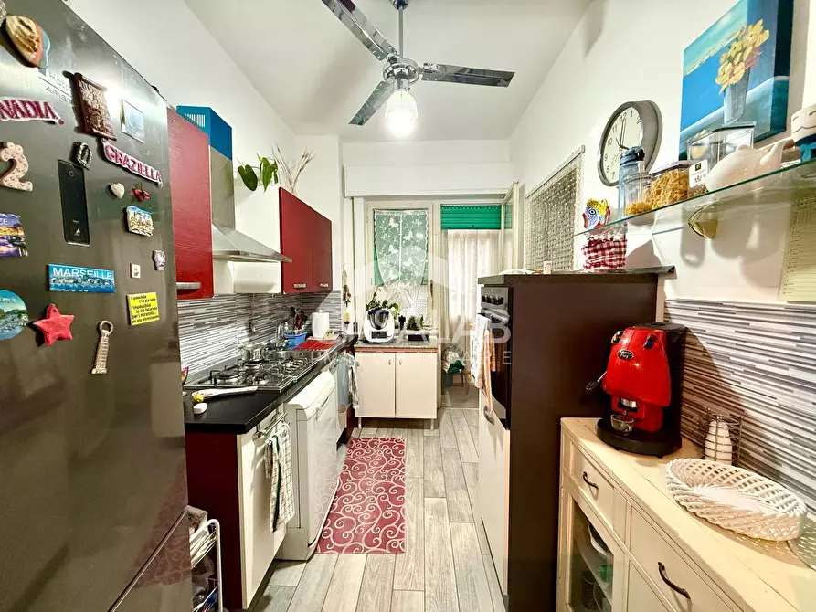 Immagine 4 di Appartamento in vendita  in Piazza Benvenuto Cellini 14 a Palermo