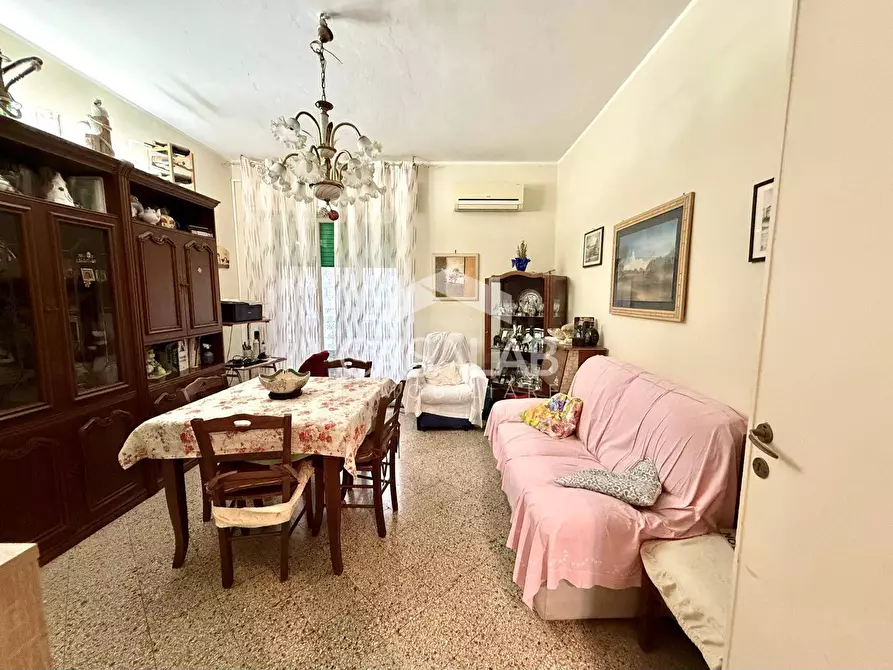 Immagine 3 di Appartamento in vendita  in Piazza Benvenuto Cellini 14 a Palermo