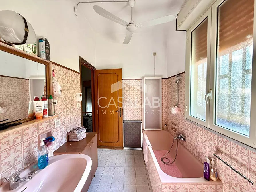 Immagine 13 di Villa in vendita  in Via Cangialosi 180 a Carini