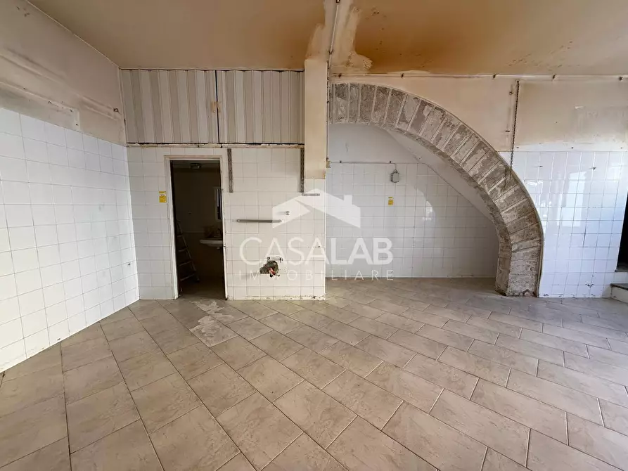 Immagine 5 di Attività commerciale in affitto  in VIA ROMA a Capaci