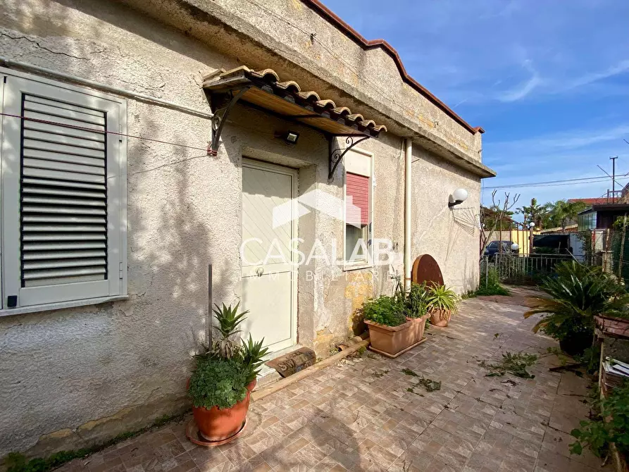 Immagine 8 di Villa in vendita  in via lampedusa 89 a Carini