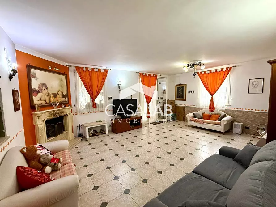 Immagine 10 di Villa in vendita  in via don luigi sturzo 193 a Carini