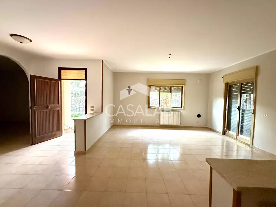 Immagine 3 di Villa in affitto  in via romania 24 a Carini