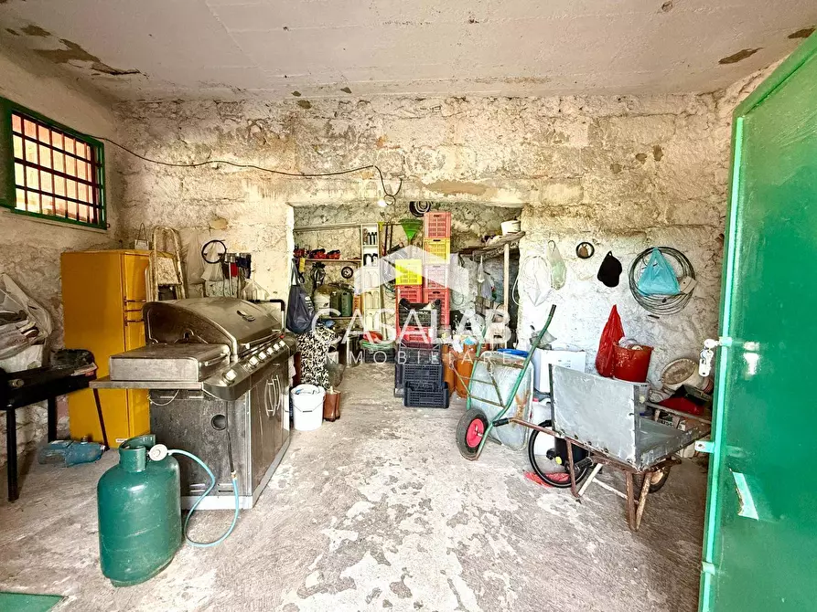 Immagine 12 di Villa in vendita  in via egitto 59 a Carini