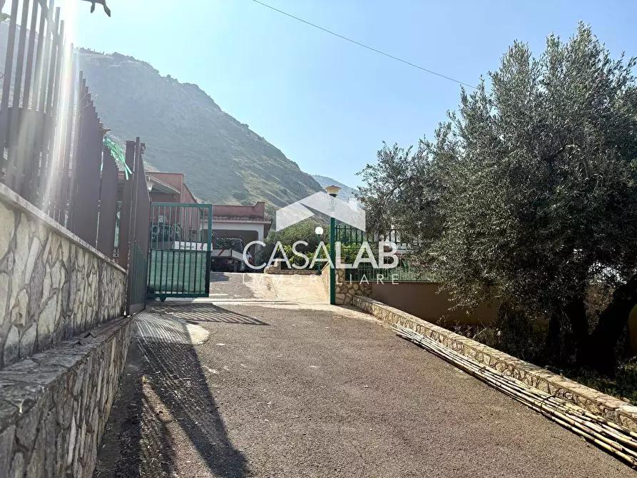 Immagine 28 di Villa in vendita  in via egitto 59 a Carini