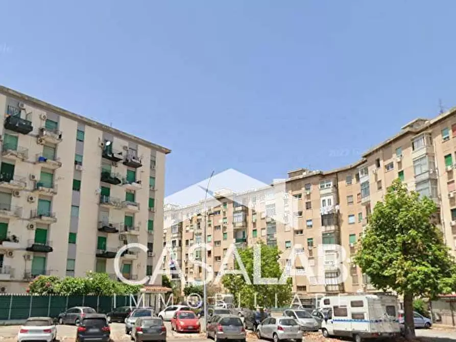 Immagine 10 di Appartamento in vendita  in piazza benvenuto cellini 14 a Palermo