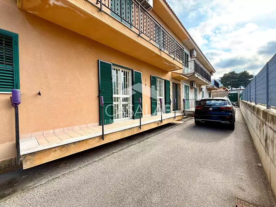 Immagine 16 di Appartamento in vendita  in Via Domenico Lo Faso 7 a Palermo