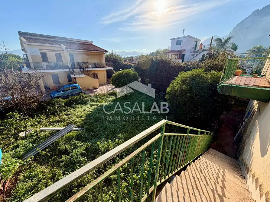 Immagine 4 di Villetta a schiera in vendita  in via Sandro Pertini 53/Bis a Cinisi