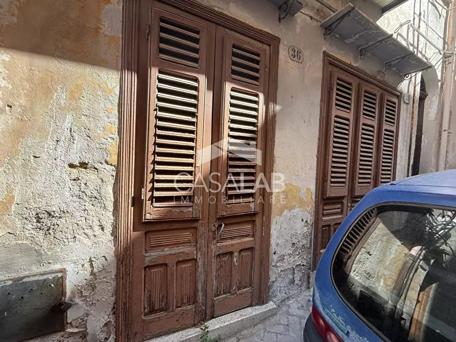 Immagine 1 di Appartamento in vendita  in Via Vittorio Emanuele Orlando 36-38 a Carini