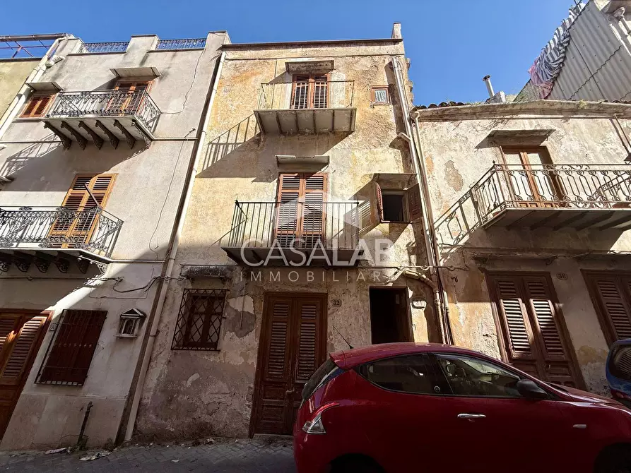 Immagine 1 di Appartamento in vendita  in Via Vittorio Emanuele Orlando 34 a Carini