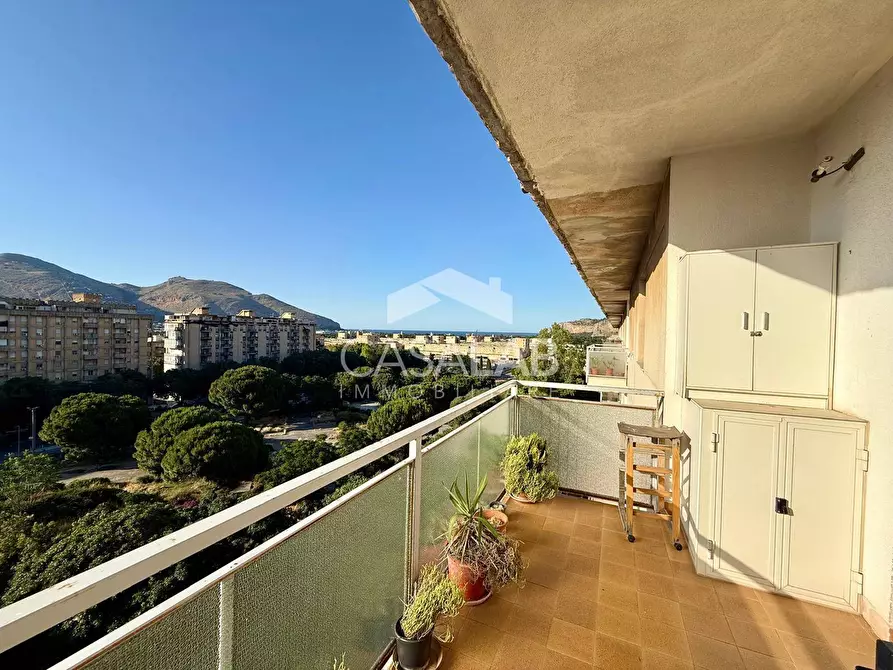 Immagine 9 di Appartamento in vendita  in Via Gino Zappa 46 a Palermo