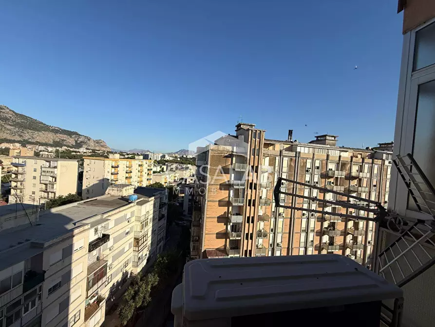 Immagine 18 di Appartamento in vendita  in Via Gino Zappa 46 a Palermo