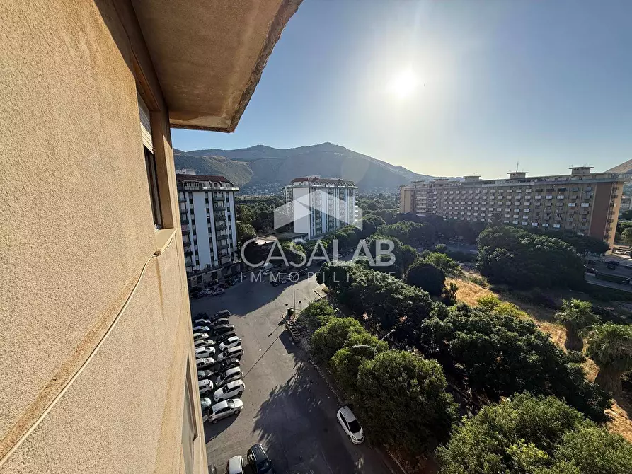 Immagine 26 di Appartamento in vendita  in Via Gino Zappa 46 a Palermo