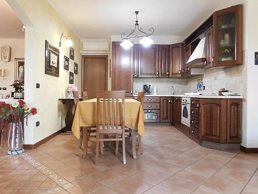 Immagine 14 di Appartamento in vendita  in delle Camelie a Cervia