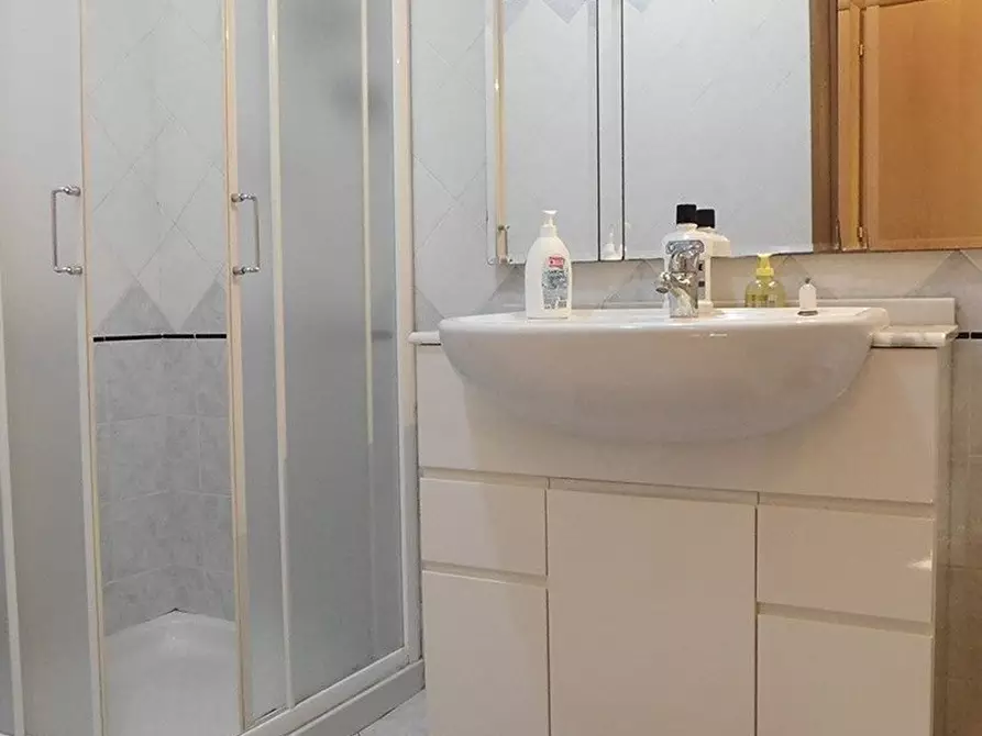 Immagine 25 di Appartamento in vendita  in delle Camelie a Cervia