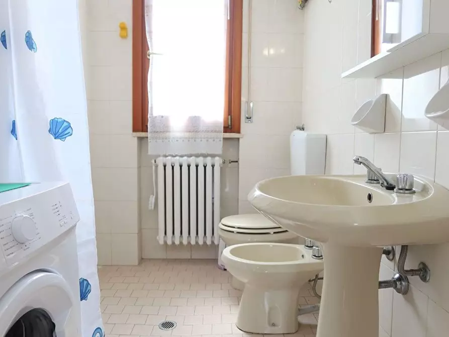 Immagine 24 di Appartamento in vendita  in Campania 12 a Cervia