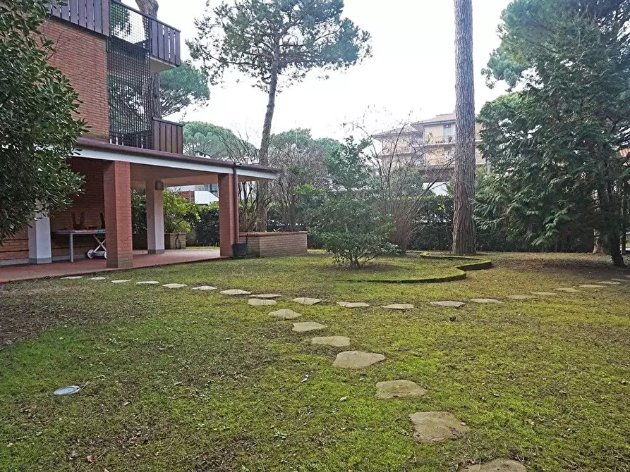 Immagine 1 di Villa in vendita  in Verdi a Cervia