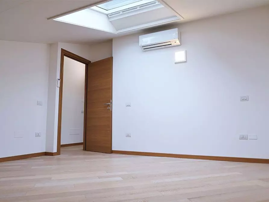 Immagine 11 di Appartamento in vendita  in IV Traversa a Cervia