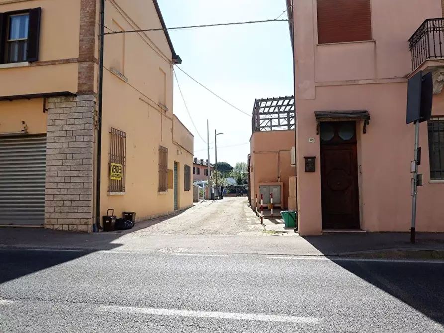 Immagine 1 di Box auto in vendita  in Provinciale 51 a Ravenna