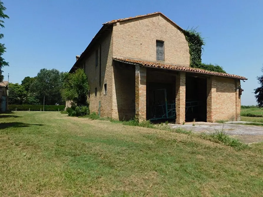 Immagine 2 di Rustico / casale in vendita  in Chiavica Fenaria a Ravenna