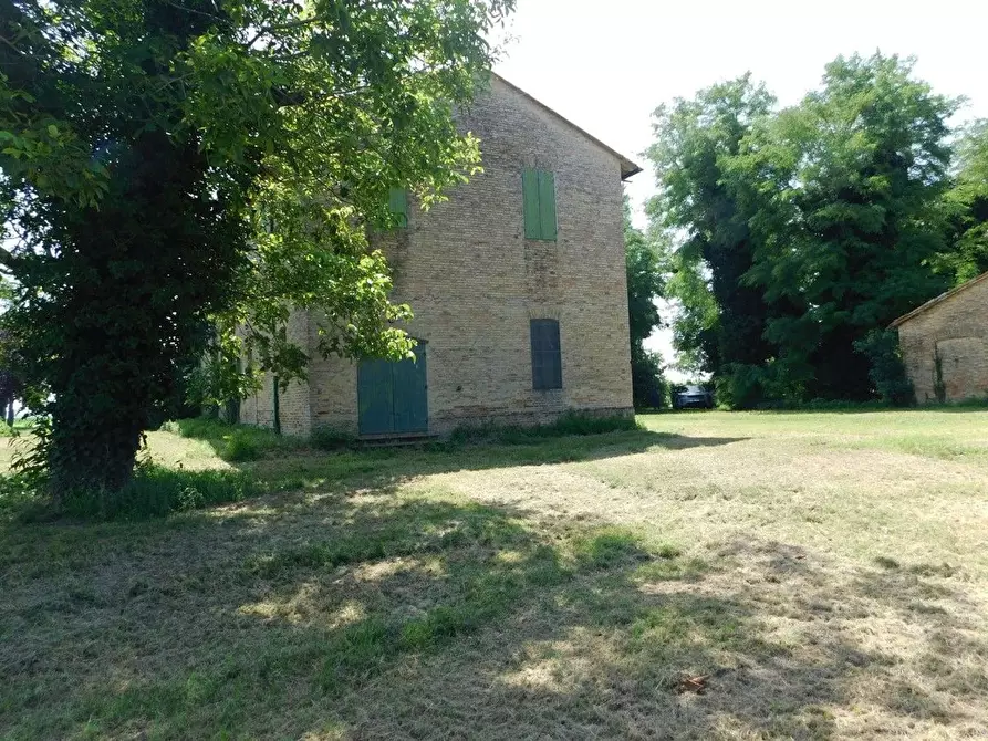 Immagine 4 di Rustico / casale in vendita  in Chiavica Fenaria a Ravenna