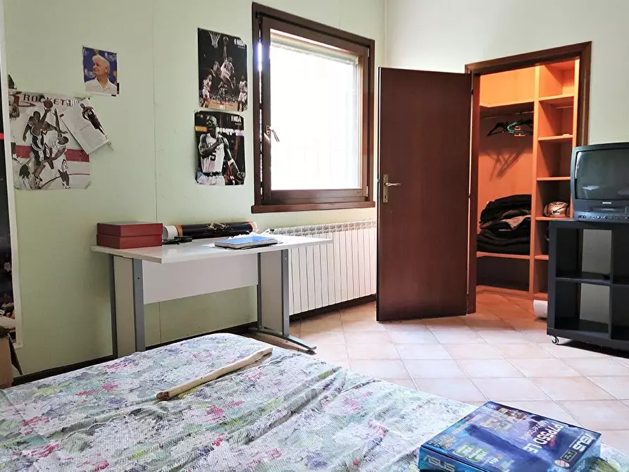 Immagine 27 di Villa in vendita  in Ponte della Vecchia a Ravenna