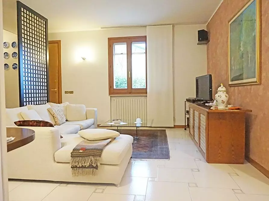 Immagine 7 di Casa semindipendente in vendita  in Bova a Cervia