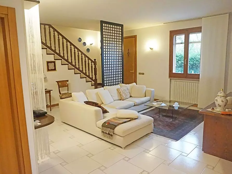 Immagine 8 di Casa semindipendente in vendita  in Bova a Cervia