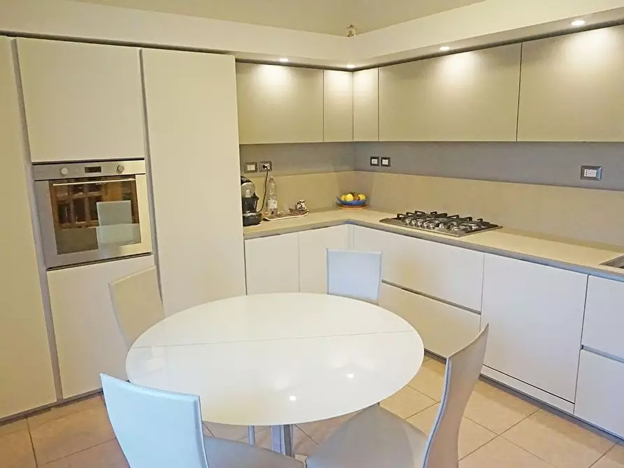 Immagine 16 di Casa semindipendente in vendita  in Bova a Cervia