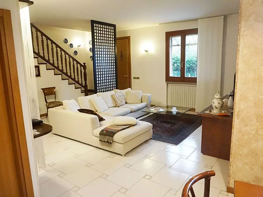 Immagine 22 di Casa semindipendente in vendita  in Bova a Cervia