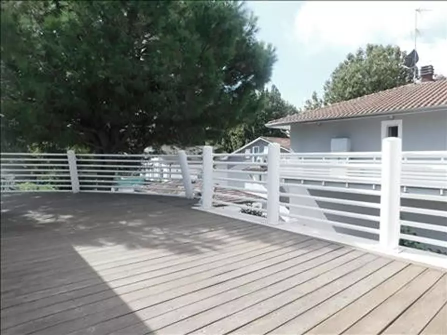 Immagine 5 di Attico in vendita  in Volturno a Cervia